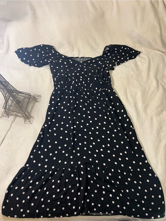 AUW Dresses & Skirts - AUW Polka Dot Dress